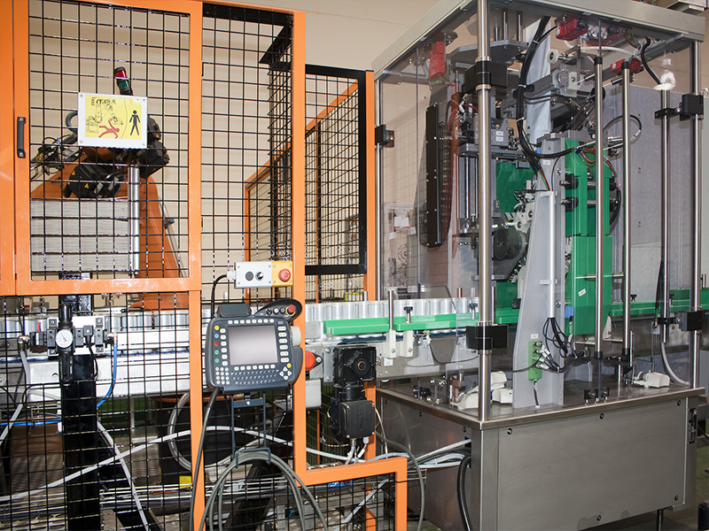 某自動(dòng)化車間使用超帆耐扭轉(zhuǎn)電纜